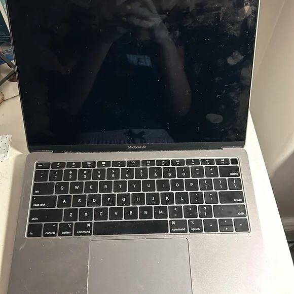 Apple Macbook Computer